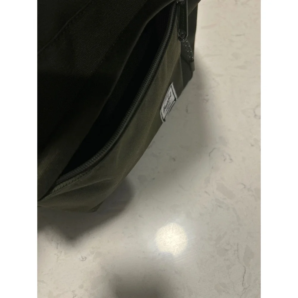 Herschel Supply Co Classic Backpack Olive Green School Travel‎ Daypack Bag